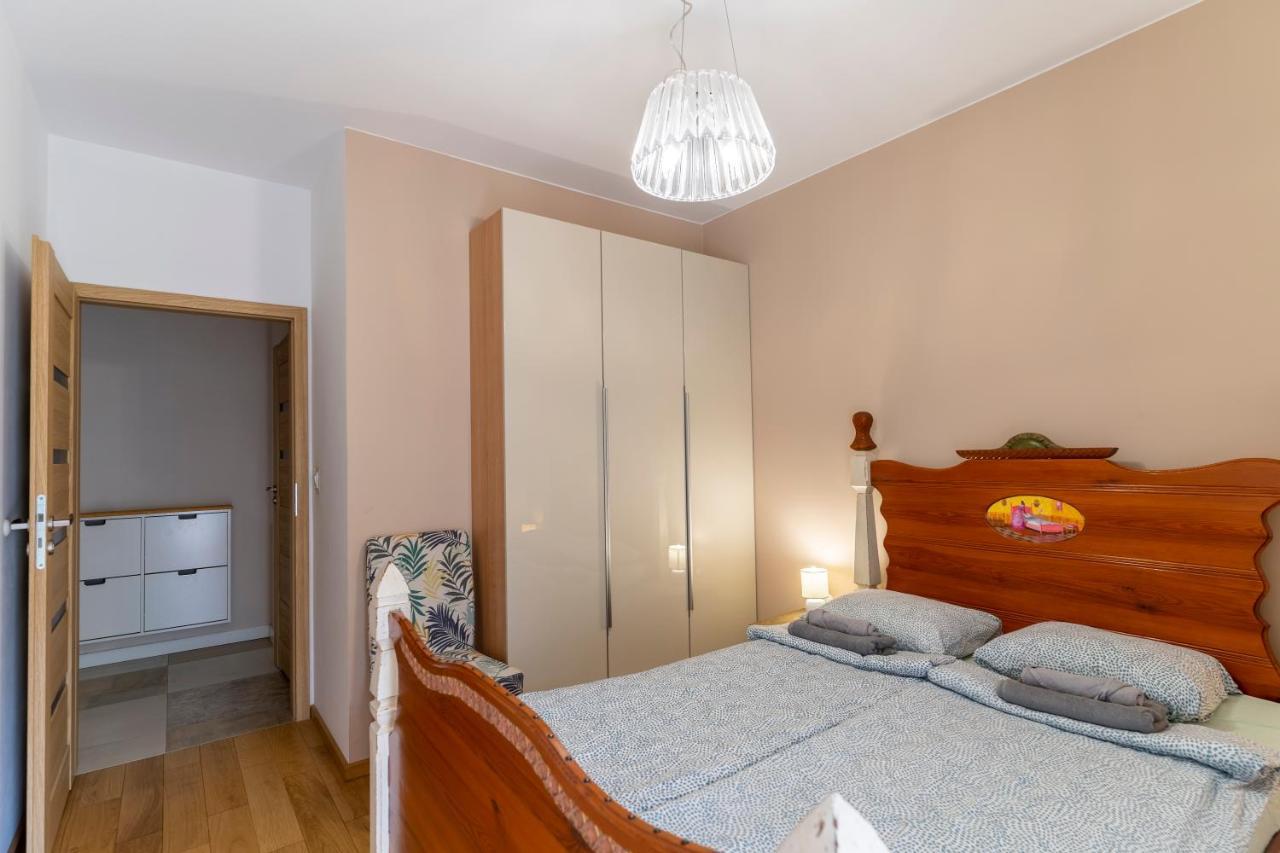 First -- Green Zoliborz Apartment 1 바르샤바 외부 사진